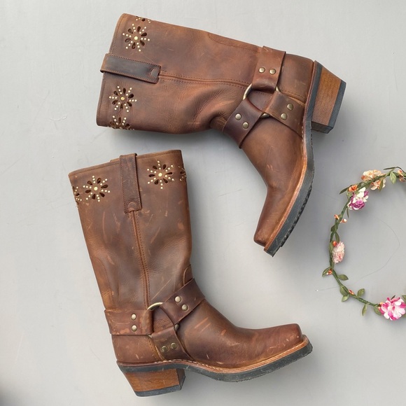 frye distressed boots